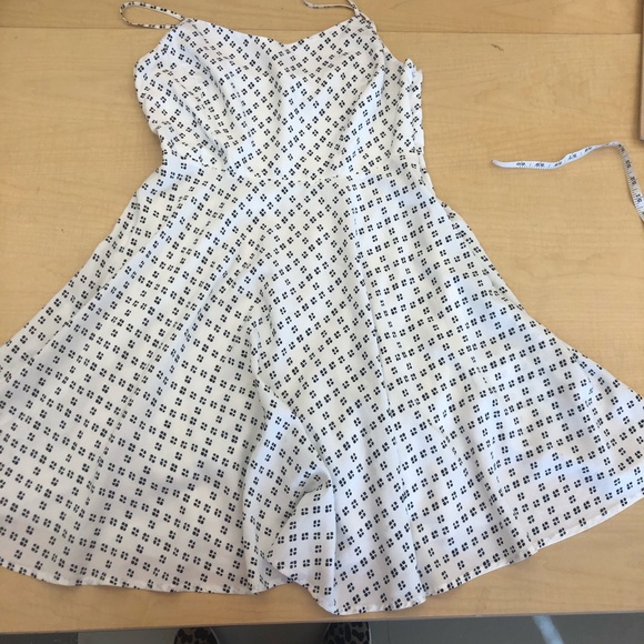 Adorable A line dress from old navy - Picture 2 of 7